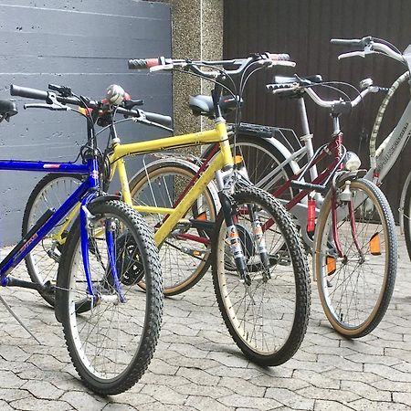 Living At Saarpartments -Adults Only- 2 Bedroom, Netflix - Business & Holiday Apartments For Long- And Short Term Stay, 3 Min To Train Station, Secure E-Bike Parking! ซาร์บรึคเคน ภายนอก รูปภาพ
